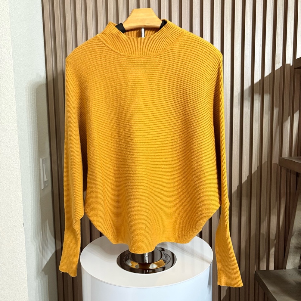 🌻 Philosophy Mustard Yellow Ribbed Mock Neck Sweater | Size S 🌻